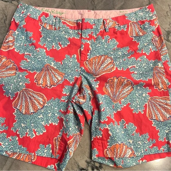 Lilly Pulitzer Avenue Bermuda Shorts Coral and Shell  Print - Picture 2 of 8